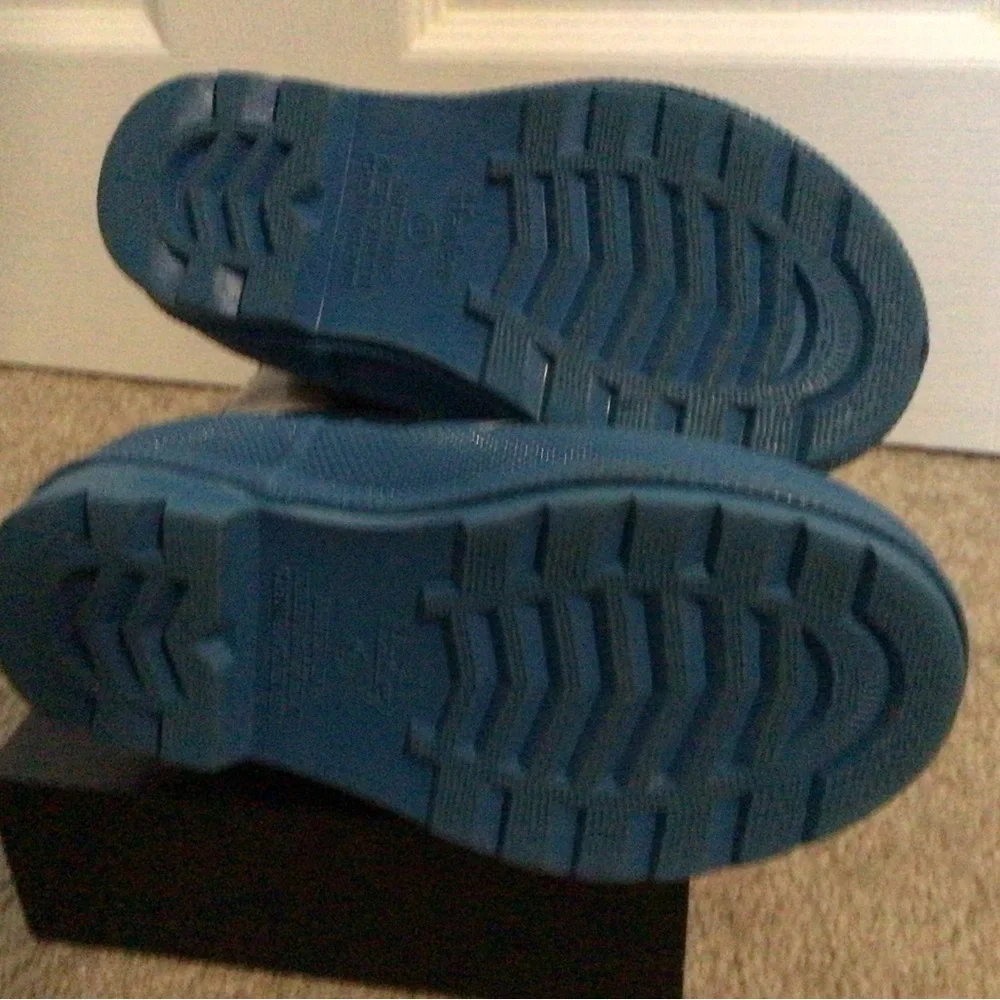 HATLEY SHARK FRENZY RAIN BOOTS- TODDLER BOYS SIZE 9 - Picture 5 of 5